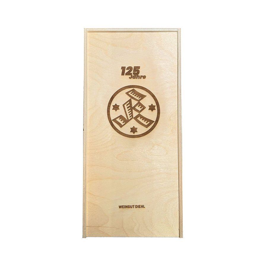 Weinkiste als Tischkicker